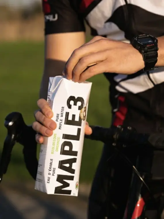 原材料はカエデの樹液のみ、身体への豊富なメリット