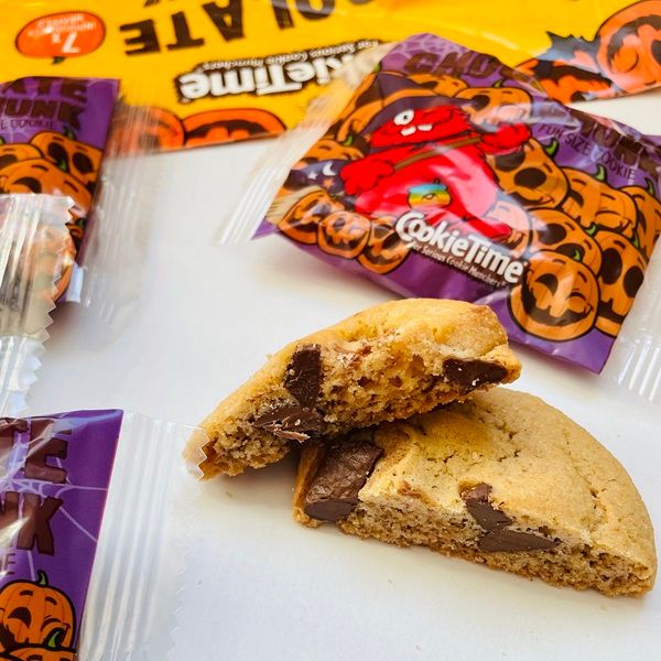 ゴロっとしたチョコチャンクが入った食べ応えのあるクッキー!