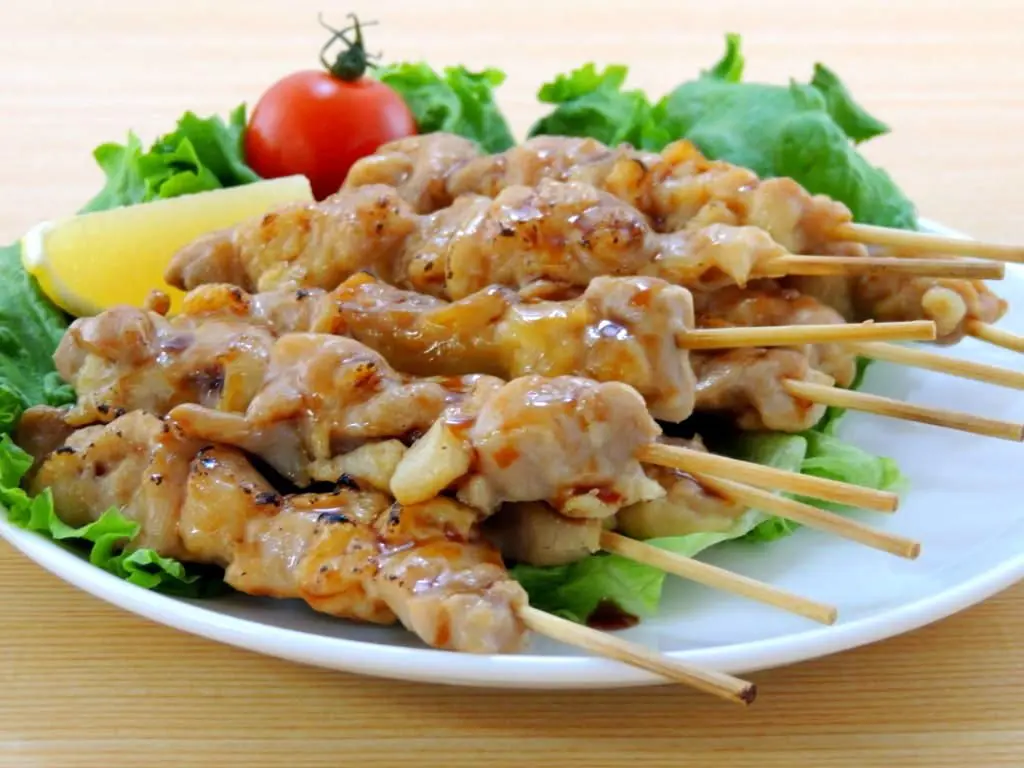 フード・ワン 焼鳥もも串30ｇ（スチーム済）