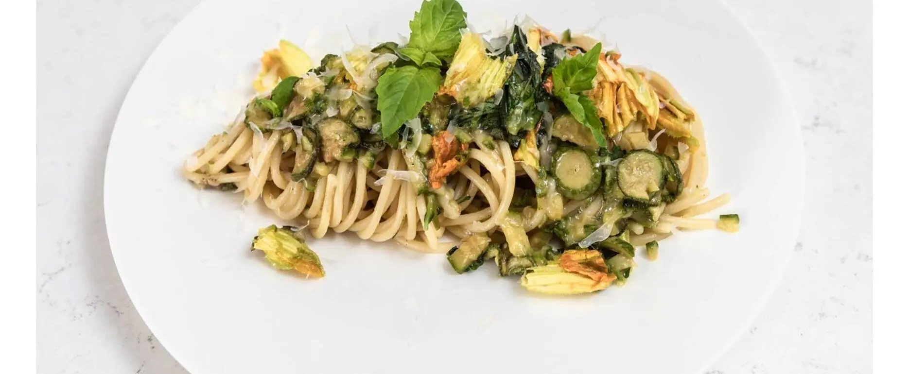 パスタの街グラニャーノで、IGP認定のパスタを生産する職人こだわりの小さなパスタ工場