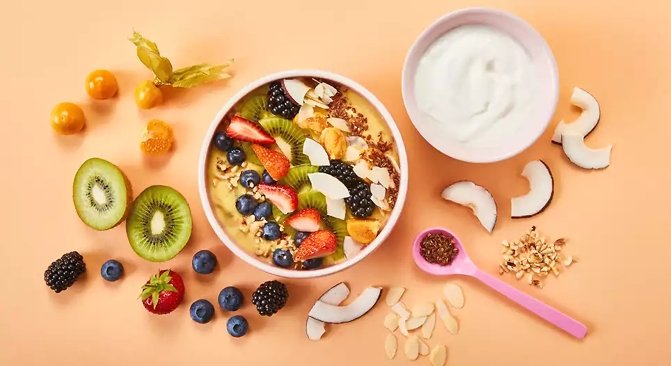 sunshine-smoothie-bowl-qf-2023-07-24-dr-oetker.jpg